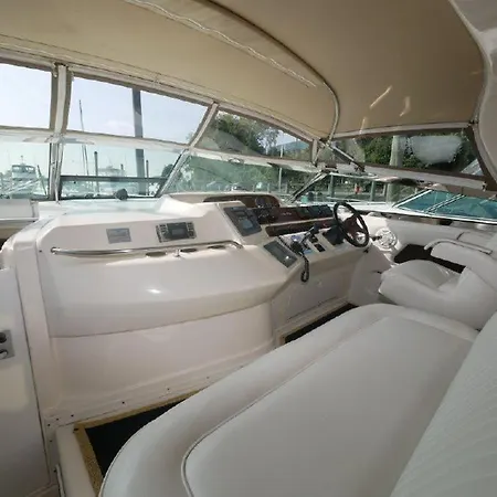 Båthotell Sea Star Halkidikiyachts *